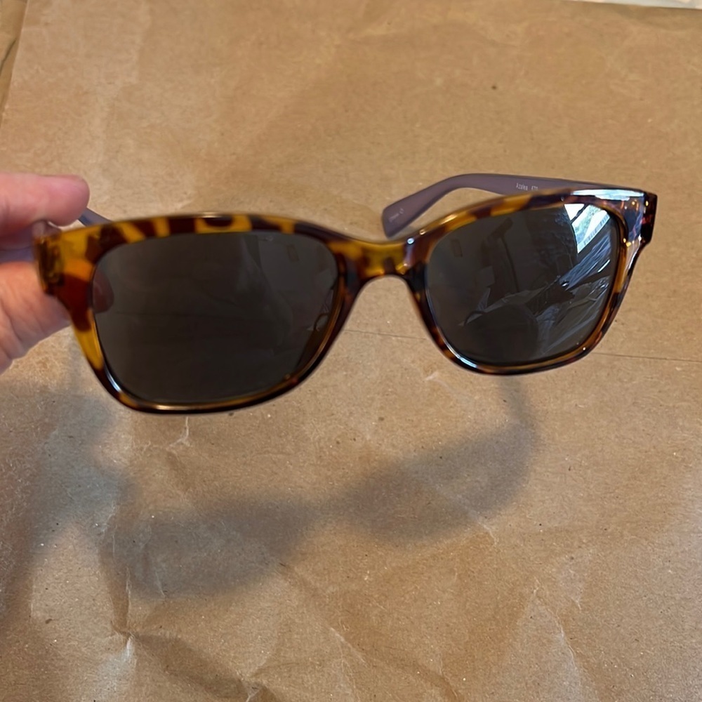 Readers.com sunglasses. 1.75.